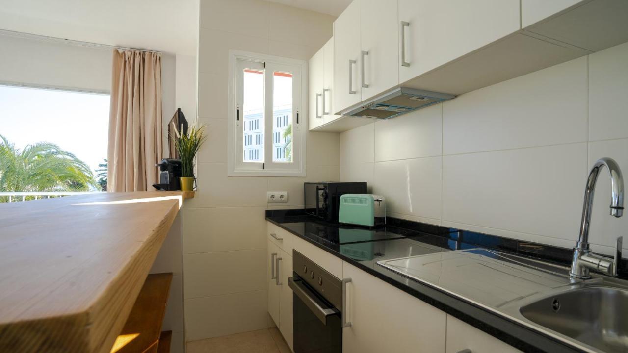 Tabbu Ibiza Apartments Playa d'en Bossa Bagian luar foto