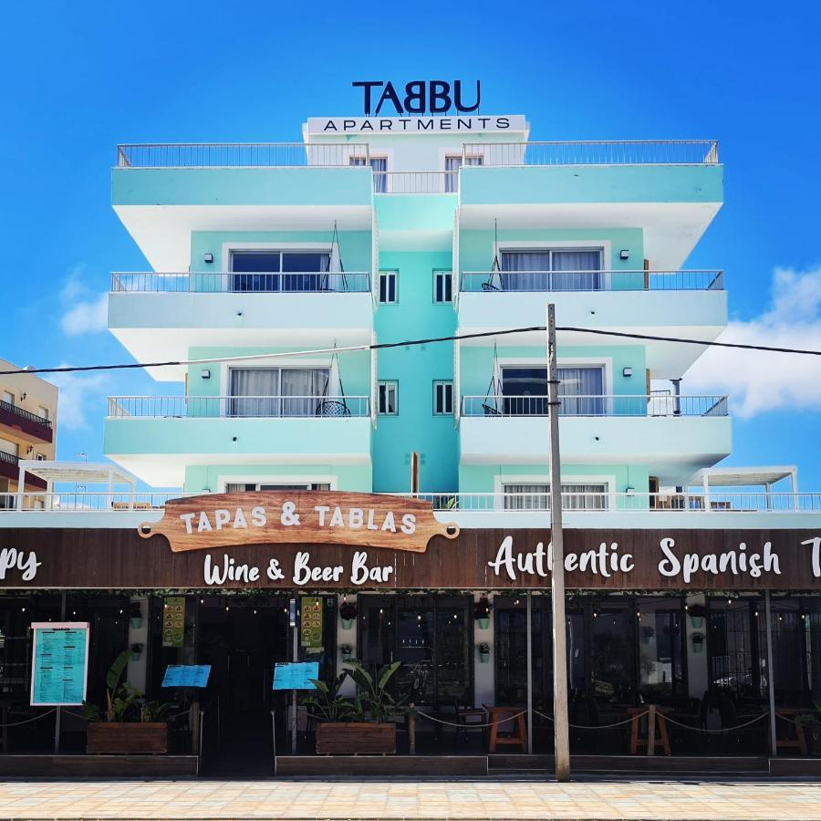 Tabbu Ibiza Apartments Playa d'en Bossa Bagian luar foto