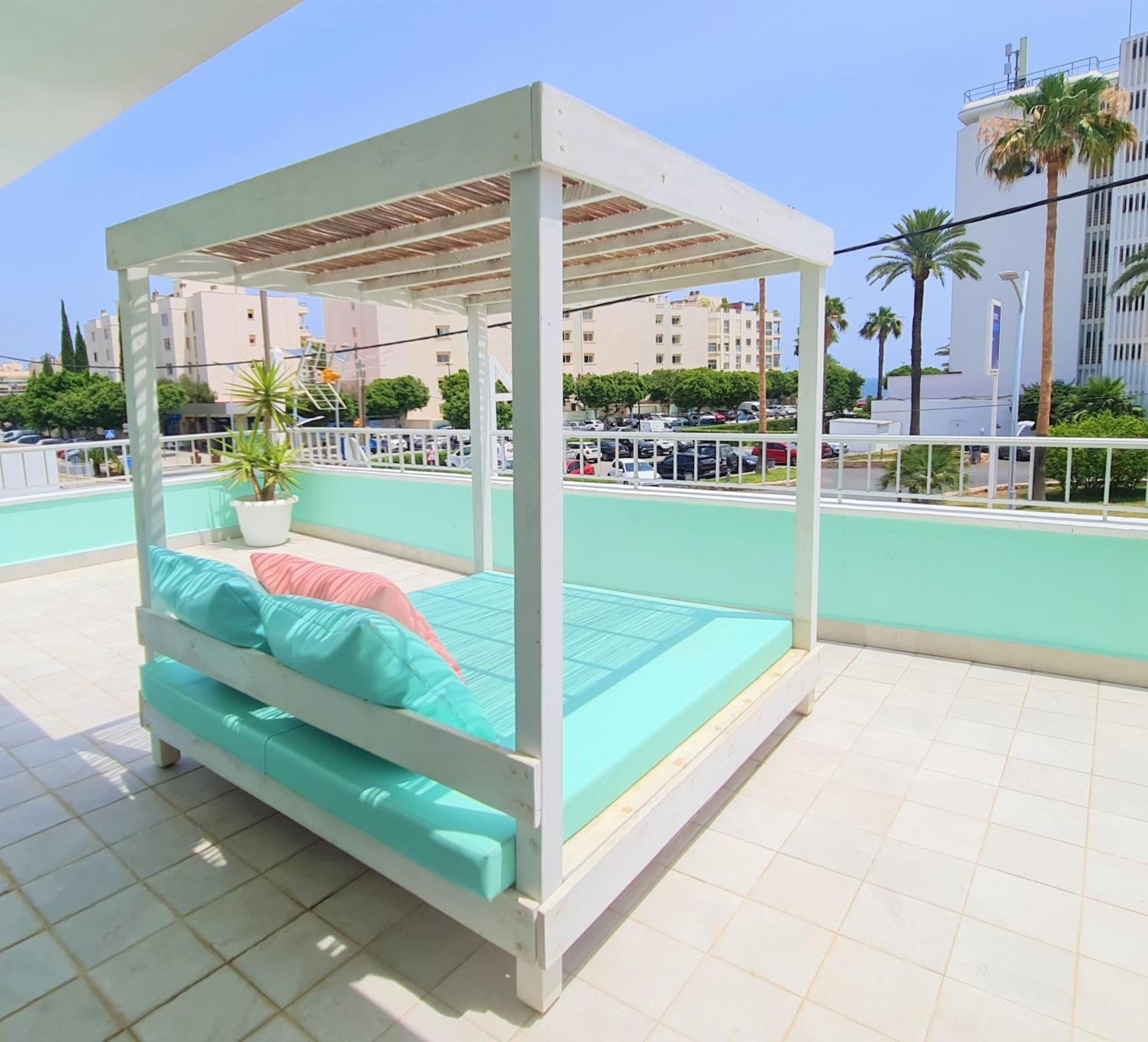 Tabbu Ibiza Apartments Playa d'en Bossa Bagian luar foto