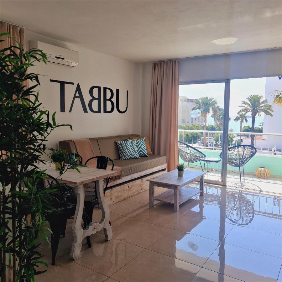 Tabbu Ibiza Apartments Playa d'en Bossa Bagian luar foto