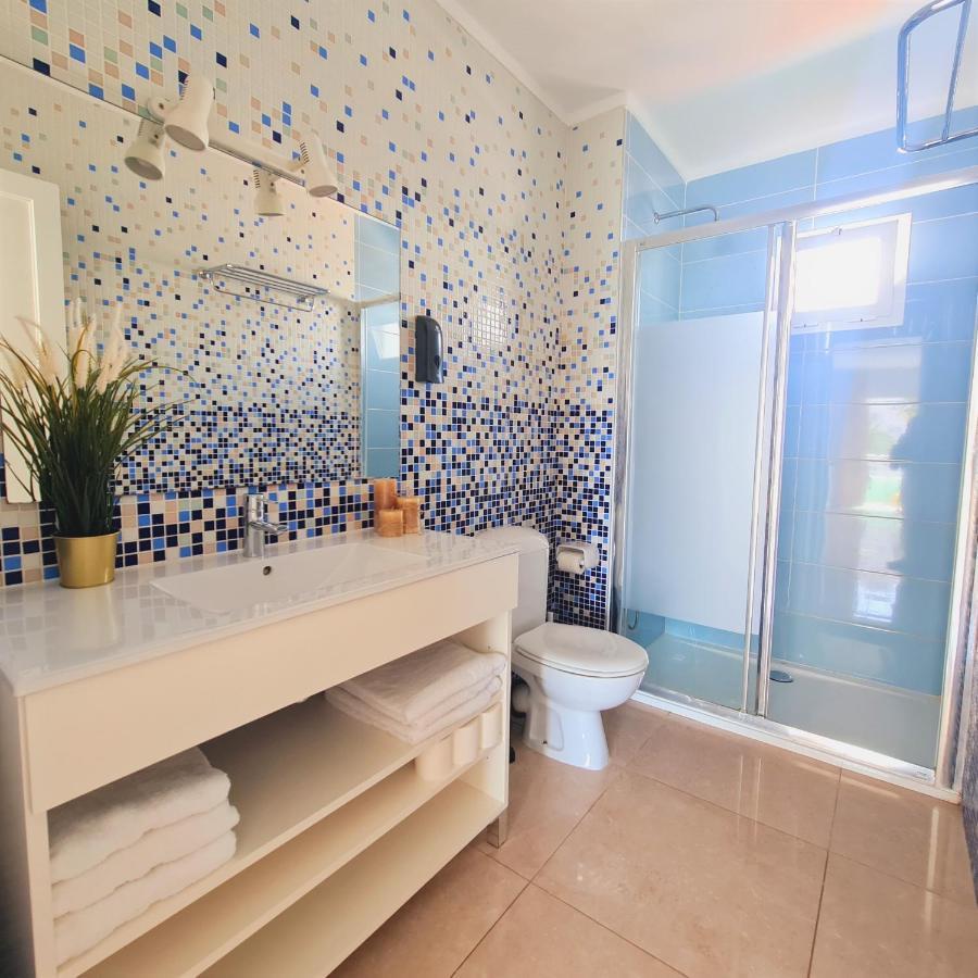 Tabbu Ibiza Apartments Playa d'en Bossa Bagian luar foto