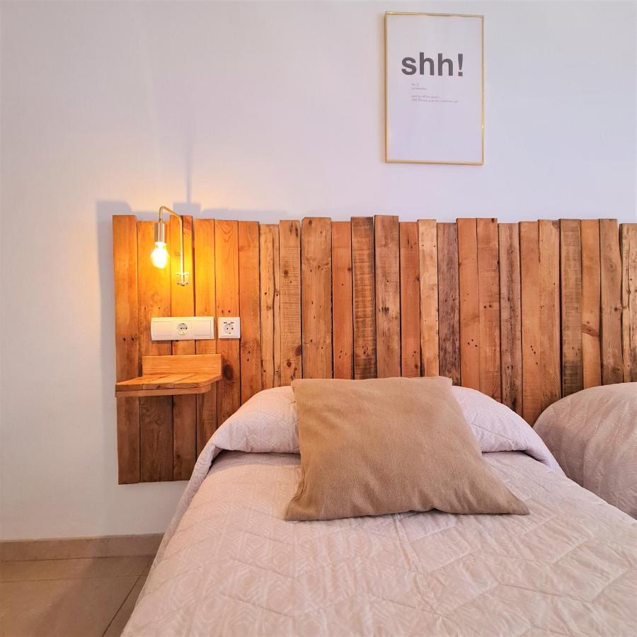 Tabbu Ibiza Apartments Playa d'en Bossa Bagian luar foto
